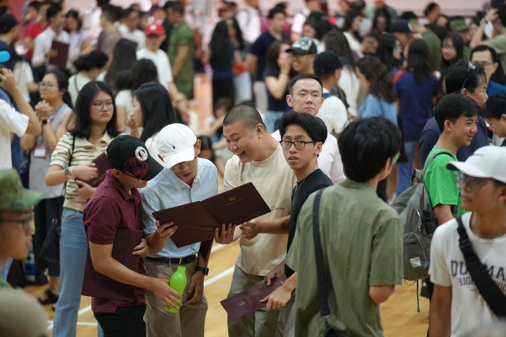 A-level pass rate reached 94.2%, setting a new high