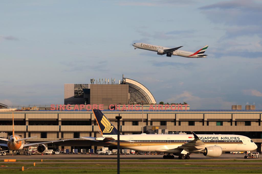 Female Indian tourist stealing from the airport transit area to be charged