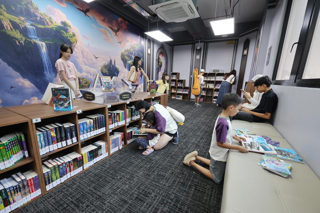 Tampines National Youth Club renovates and adds a fantasy science fiction pop-up library