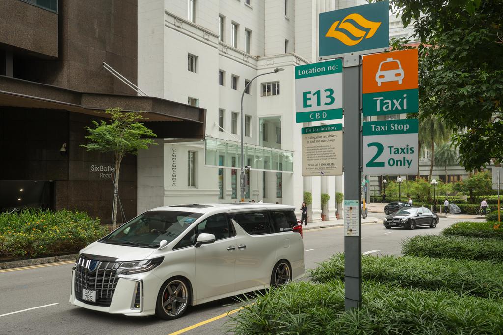 [Parliament]In the future, a private car can be used to carry passengers at nine taxi pickup points in the city.