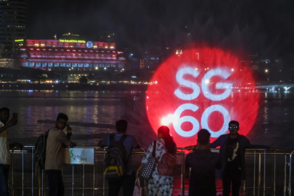 【Parliament】Local tourist attractions launch special offers to celebrate SG60